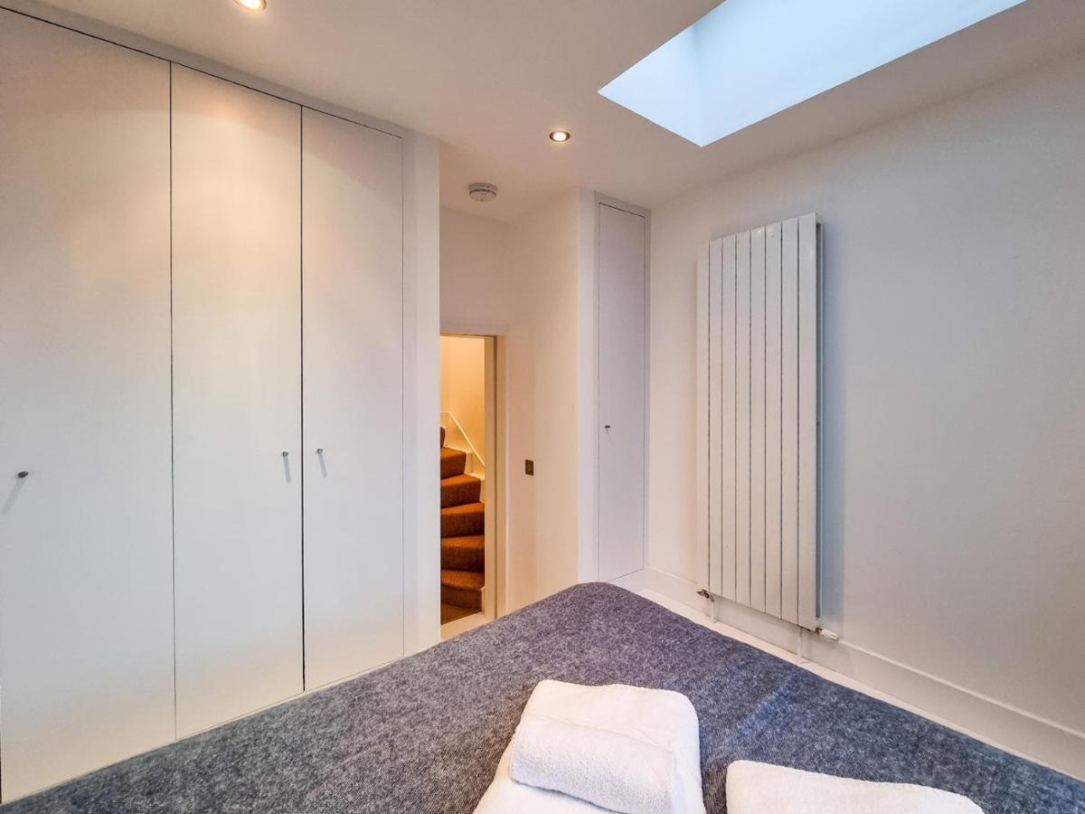 Pass The Keys Family Friendly 2 Bedroom Gem In Shepherd's Bush Appartement *
