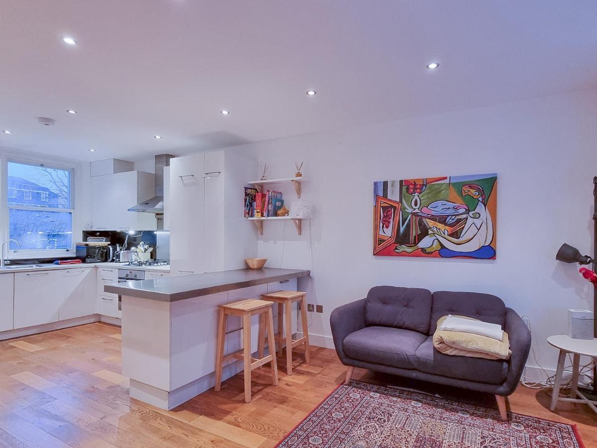 Appartement Pass The Keys Family Friendly 2 Bedroom Gem In Shepherd's Bush Londen