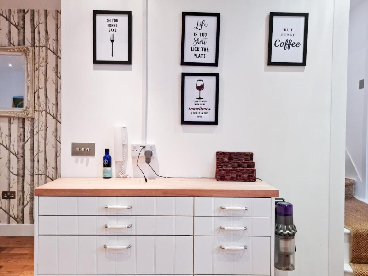 Pass The Keys Family Friendly 2 Bedroom Gem In Shepherd's Bush Appartement *